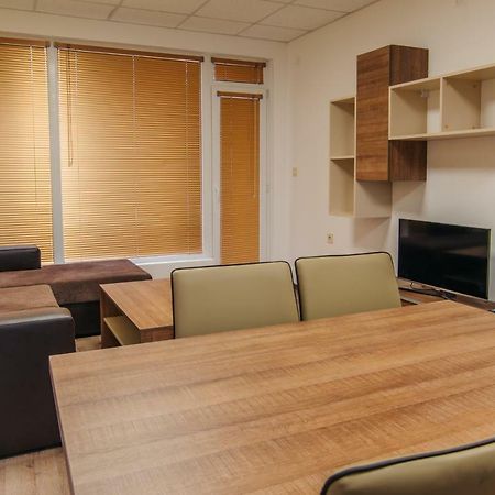 Pansion Storgozia Aparthotel Pleven Luaran gambar