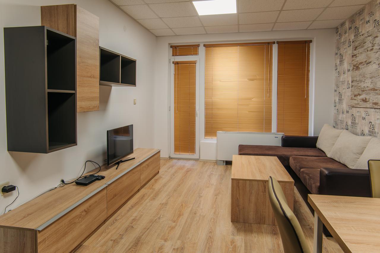 Pansion Storgozia Aparthotel Pleven Luaran gambar